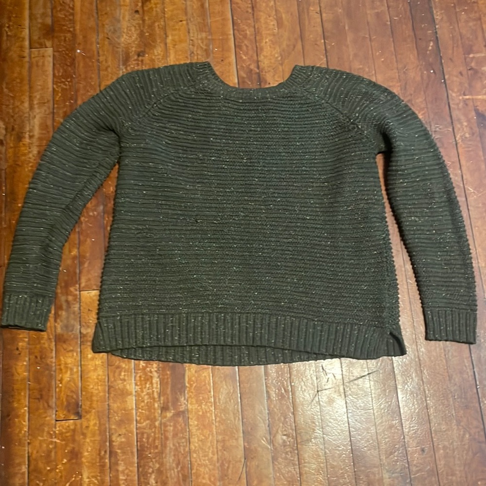 Green faded glory knit shirt size xl (16-18)